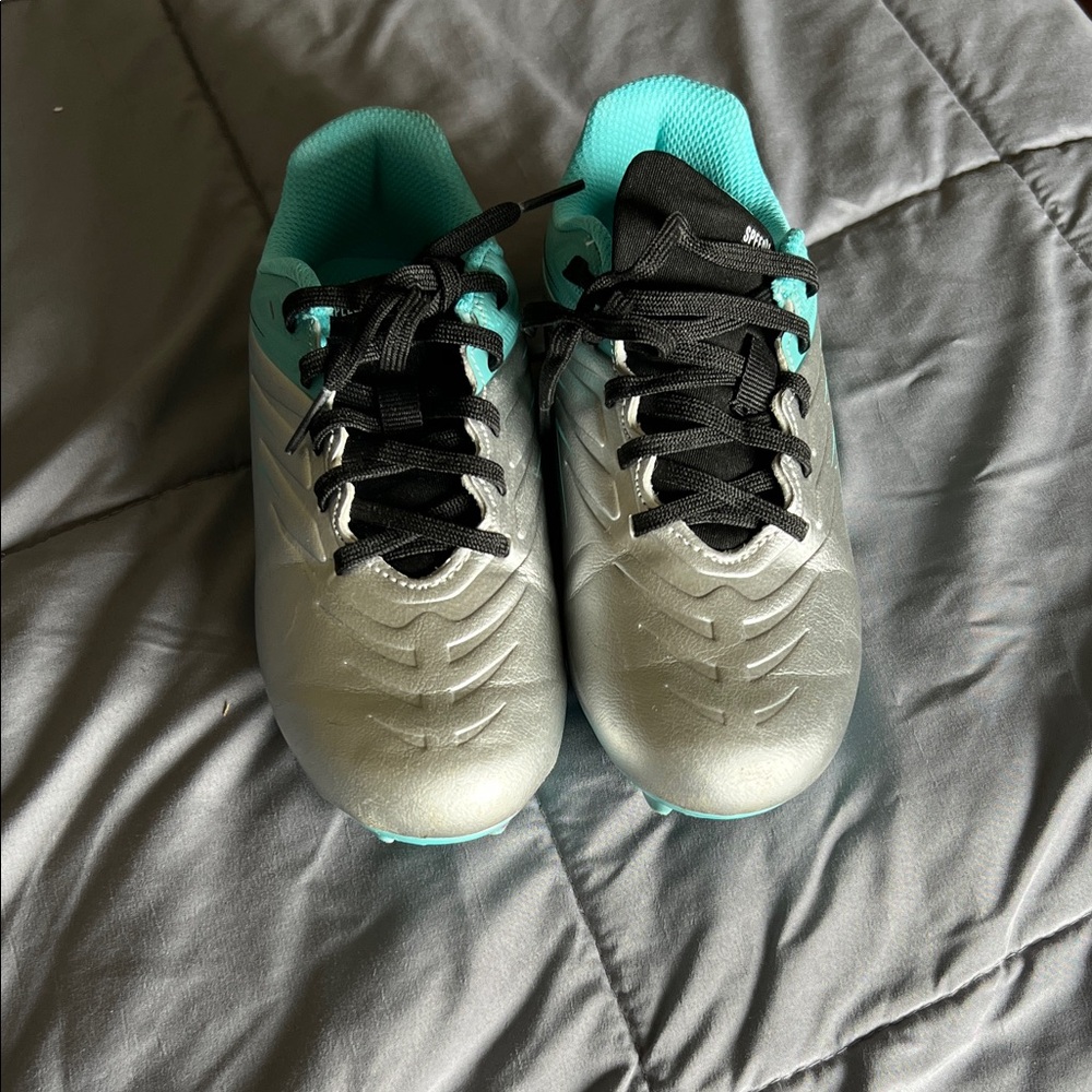 DSG Silver and Teal Kids Sneakers
